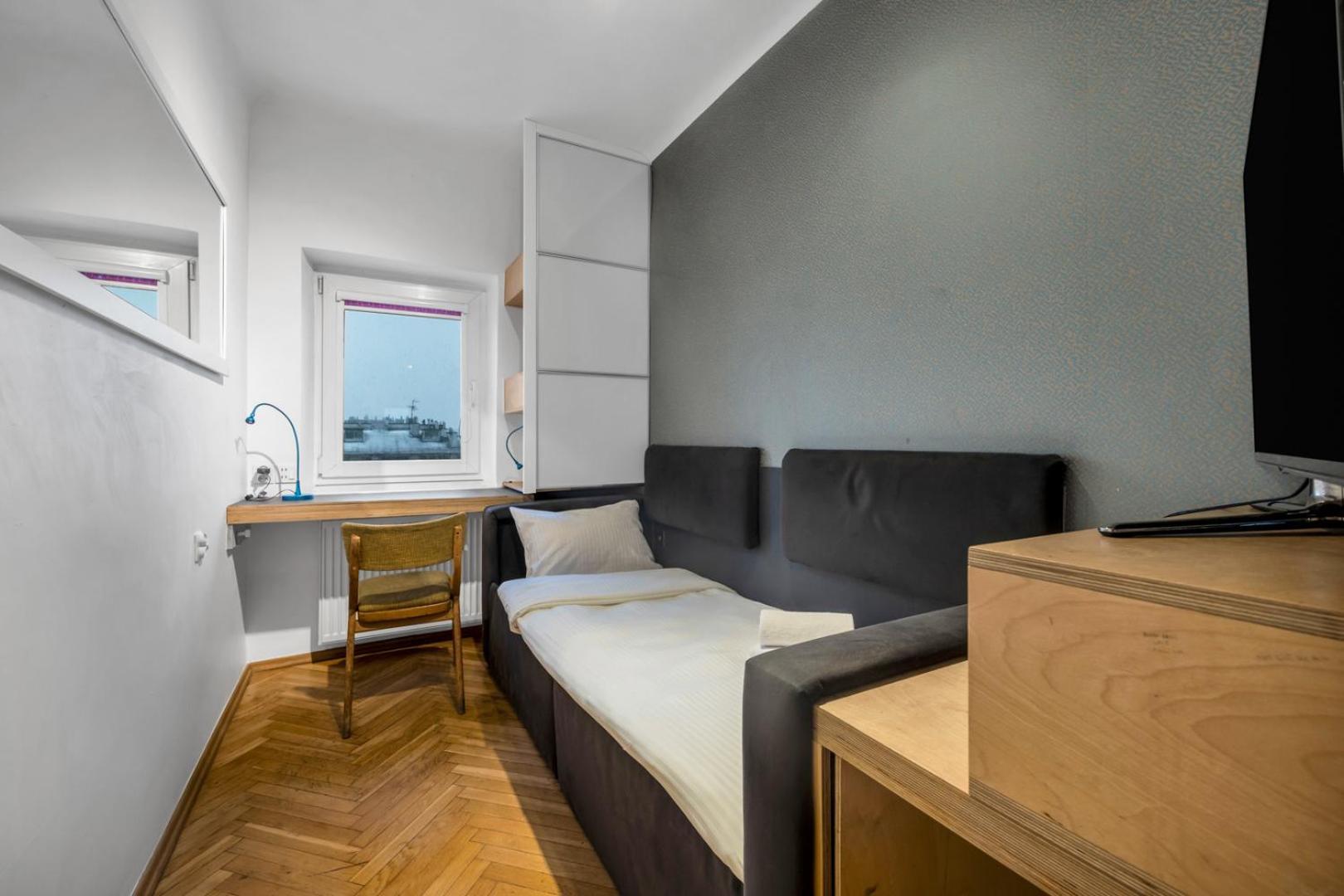 Metro Politechnika 3-Bedroom Apartment ワルシャワ エクステリア 写真